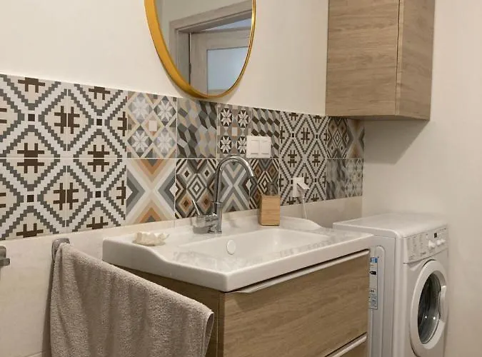 아파트 Uroczy U Mirki *